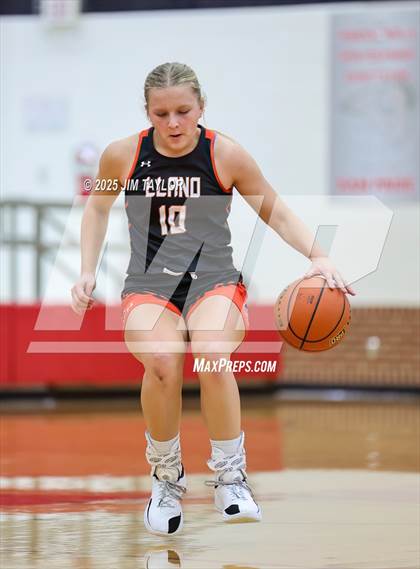 Thumbnail 1 in Llano vs Mineral Wells (AutoWorld Chevrolet GMC Year-End Classic) photogallery.