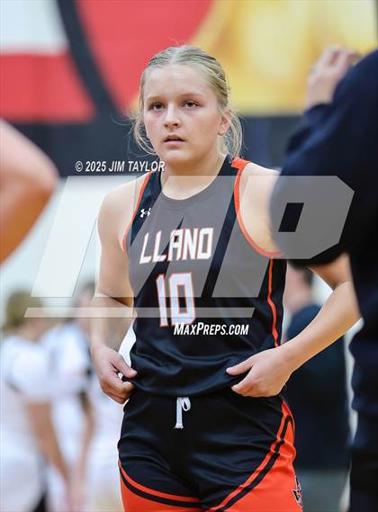 Thumbnail 1 in Llano vs Mineral Wells (AutoWorld Chevrolet GMC Year-End Classic) photogallery.