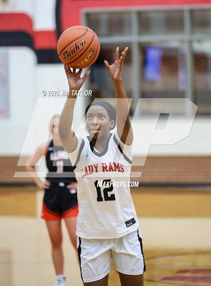 Thumbnail 1 in Llano vs Mineral Wells (AutoWorld Chevrolet GMC Year-End Classic) photogallery.