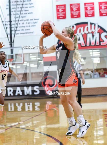 Thumbnail 2 in Llano vs Mineral Wells (AutoWorld Chevrolet GMC Year-End Classic) photogallery.