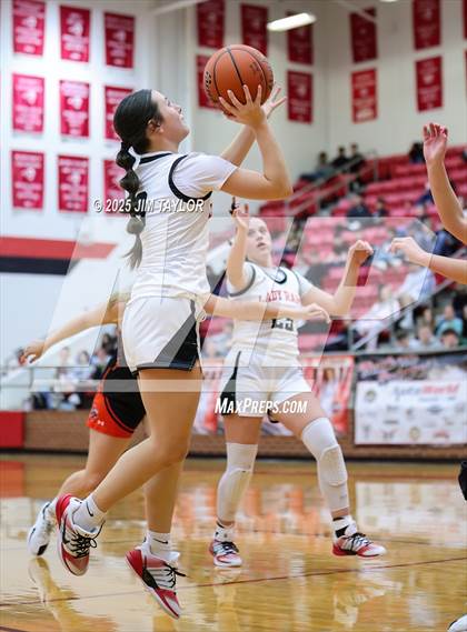 Thumbnail 2 in Llano vs Mineral Wells (AutoWorld Chevrolet GMC Year-End Classic) photogallery.