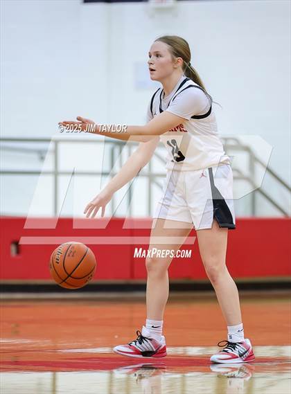 Thumbnail 1 in Llano vs Mineral Wells (AutoWorld Chevrolet GMC Year-End Classic) photogallery.