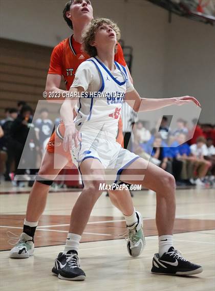 Thumbnail 3 in Parish Episcopal vs St. Pius X (TAPPS 6A Area Playoff) photogallery.
