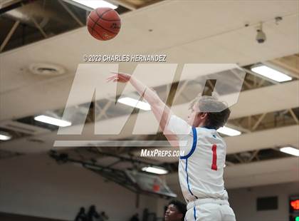Thumbnail 3 in Parish Episcopal vs St. Pius X (TAPPS 6A Area Playoff) photogallery.