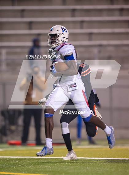 Thumbnail 3 in Central vs Folsom (CIF State 1-AA NorCal Championship) photogallery.