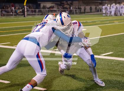 Thumbnail 3 in Central vs Folsom (CIF State 1-AA NorCal Championship) photogallery.