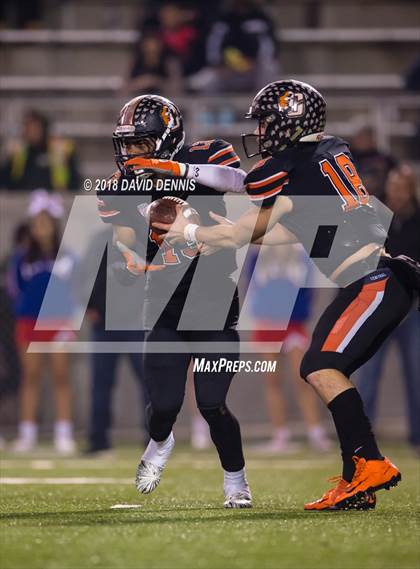 Thumbnail 2 in Central vs Folsom (CIF State 1-AA NorCal Championship) photogallery.