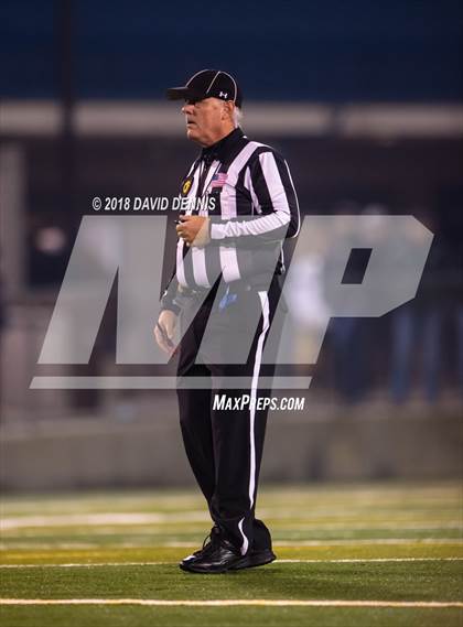 Thumbnail 3 in Central vs Folsom (CIF State 1-AA NorCal Championship) photogallery.