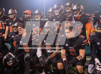 Thumbnail 3 in Central vs Folsom (CIF State 1-AA NorCal Championship) photogallery.