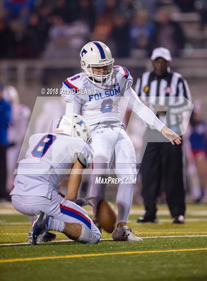 Thumbnail 3 in Central vs Folsom (CIF State 1-AA NorCal Championship) photogallery.