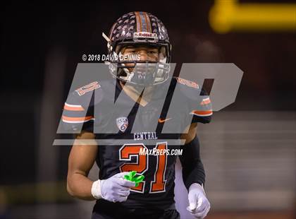 Thumbnail 3 in Central vs Folsom (CIF State 1-AA NorCal Championship) photogallery.