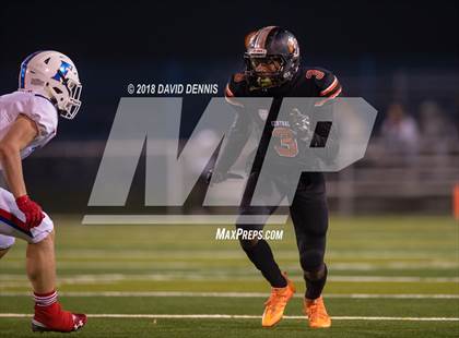 Thumbnail 1 in Central vs Folsom (CIF State 1-AA NorCal Championship) photogallery.