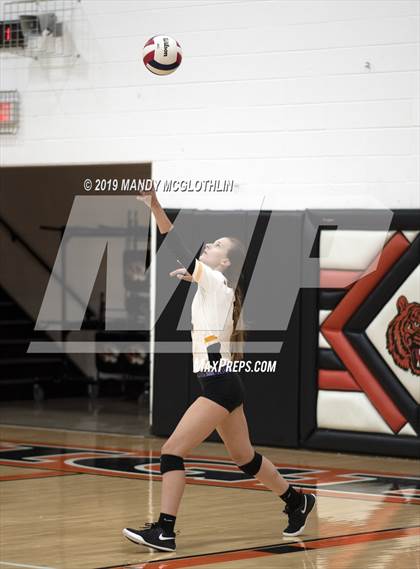 Thumbnail 3 in Illini Central @ Illini Bluffs photogallery.