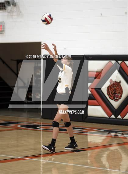 Thumbnail 1 in Illini Central @ Illini Bluffs photogallery.