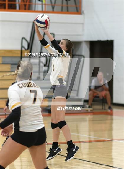 Thumbnail 2 in Illini Central @ Illini Bluffs photogallery.