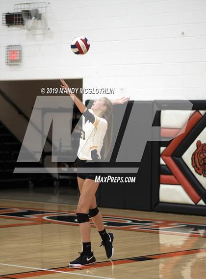 Thumbnail 2 in Illini Central @ Illini Bluffs photogallery.