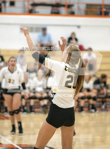 Thumbnail 2 in Illini Central @ Illini Bluffs photogallery.