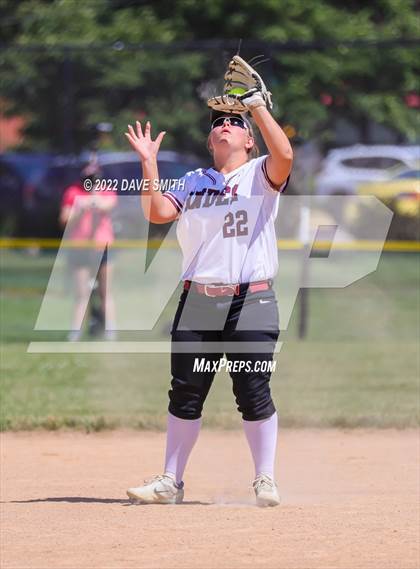 Thumbnail 2 in North Scott vs Independence (Rick Doran Classic) photogallery.