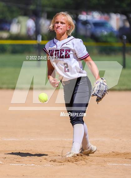 Thumbnail 3 in North Scott vs Independence (Rick Doran Classic) photogallery.
