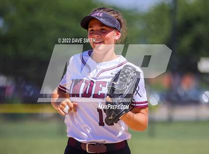Thumbnail 3 in North Scott vs Independence (Rick Doran Classic) photogallery.