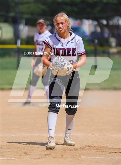 Thumbnail 2 in North Scott vs Independence (Rick Doran Classic) photogallery.