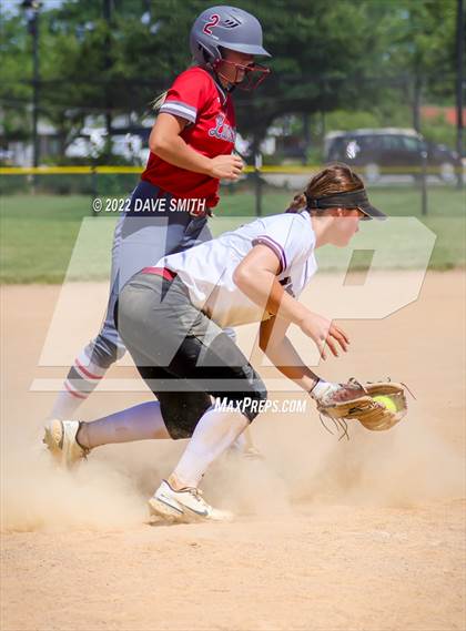 Thumbnail 3 in North Scott vs Independence (Rick Doran Classic) photogallery.