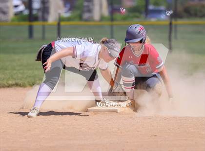 Thumbnail 3 in North Scott vs Independence (Rick Doran Classic) photogallery.