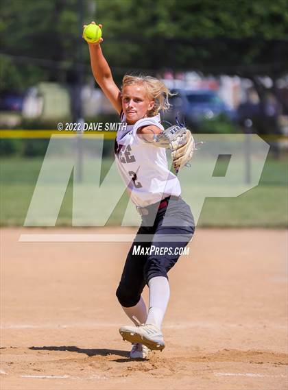 Thumbnail 2 in North Scott vs Independence (Rick Doran Classic) photogallery.