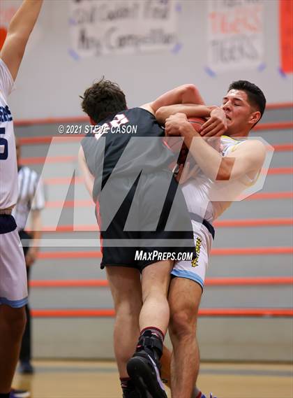 Thumbnail 3 in Bella Vista vs River City (Tiger Classic) photogallery.