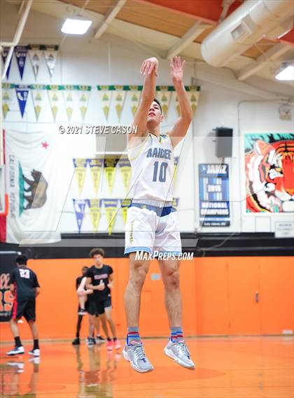 Thumbnail 1 in Bella Vista vs River City (Tiger Classic) photogallery.