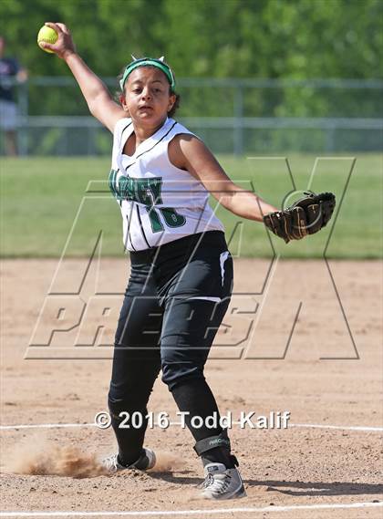 Thumbnail 3 in Foran @ Maloney (CIAC Class L Quarterfinal) photogallery.