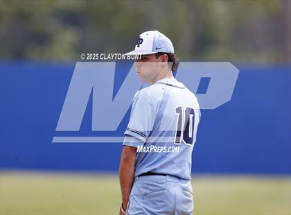 Thumbnail 2 in New Plymouth vs Orofino (IHSAA 3A North Super-Regional Final ) photogallery.