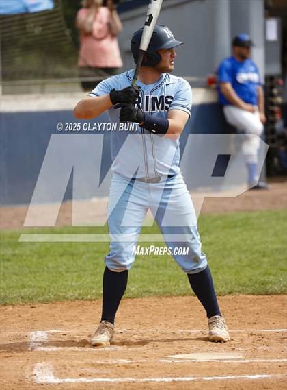 Thumbnail 2 in New Plymouth vs Orofino (IHSAA 3A North Super-Regional Final ) photogallery.