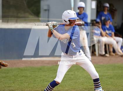 Thumbnail 2 in New Plymouth vs Orofino (IHSAA 3A North Super-Regional Final ) photogallery.