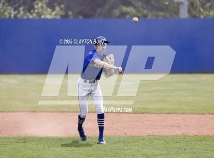 Thumbnail 2 in New Plymouth vs Orofino (IHSAA 3A North Super-Regional Final ) photogallery.