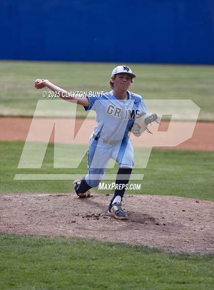 Thumbnail 3 in New Plymouth vs Orofino (IHSAA 3A North Super-Regional Final ) photogallery.