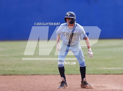 Thumbnail 1 in New Plymouth vs Orofino (IHSAA 3A North Super-Regional Final ) photogallery.