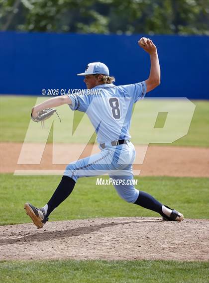 Thumbnail 1 in New Plymouth vs Orofino (IHSAA 3A North Super-Regional Final ) photogallery.