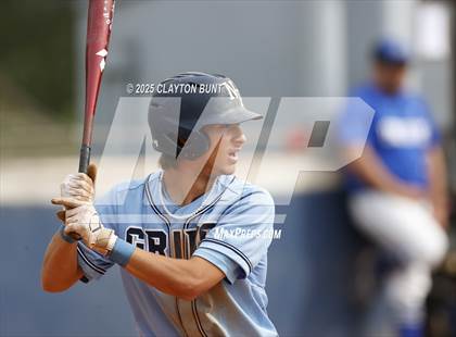 Thumbnail 2 in New Plymouth vs Orofino (IHSAA 3A North Super-Regional Final ) photogallery.