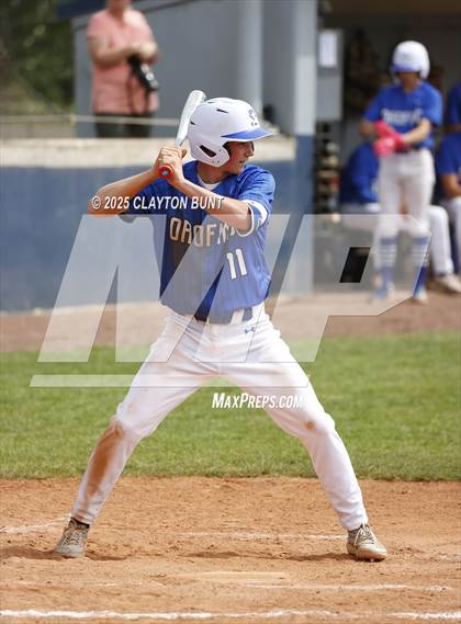 Thumbnail 2 in New Plymouth vs Orofino (IHSAA 3A North Super-Regional Final ) photogallery.