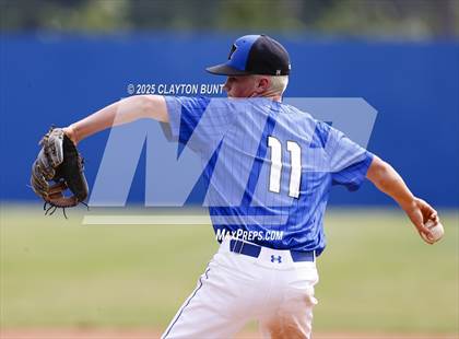 Thumbnail 2 in New Plymouth vs Orofino (IHSAA 3A North Super-Regional Final ) photogallery.