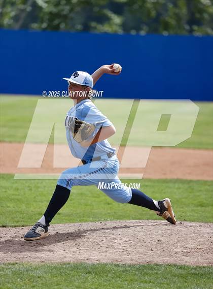 Thumbnail 2 in New Plymouth vs Orofino (IHSAA 3A North Super-Regional Final ) photogallery.