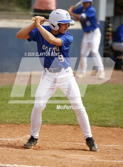 Thumbnail 2 in New Plymouth vs Orofino (IHSAA 3A North Super-Regional Final ) photogallery.