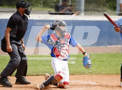 Thumbnail 2 in New Plymouth vs Orofino (IHSAA 3A North Super-Regional Final ) photogallery.