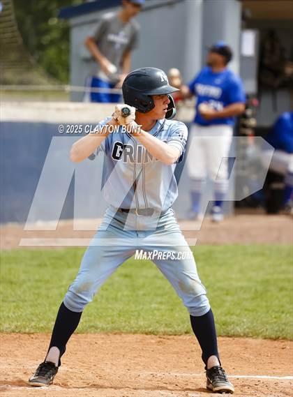 Thumbnail 2 in New Plymouth vs Orofino (IHSAA 3A North Super-Regional Final ) photogallery.