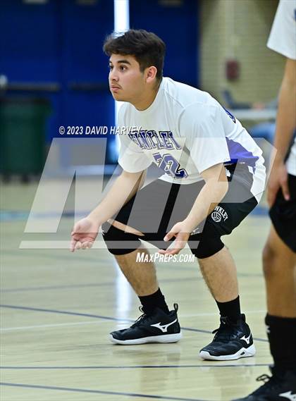 Thumbnail 2 in JV: Hinkley vs Kennedy photogallery.