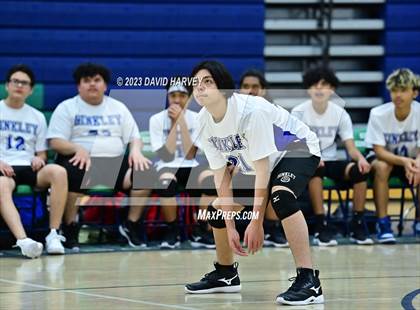 Thumbnail 2 in JV: Hinkley vs Kennedy photogallery.
