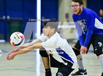 Thumbnail 1 in JV: Hinkley vs Kennedy photogallery.