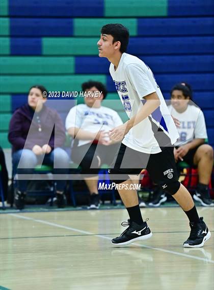 Thumbnail 3 in JV: Hinkley vs Kennedy photogallery.