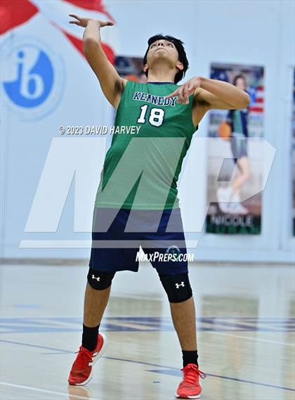 Thumbnail 3 in JV: Hinkley vs Kennedy photogallery.